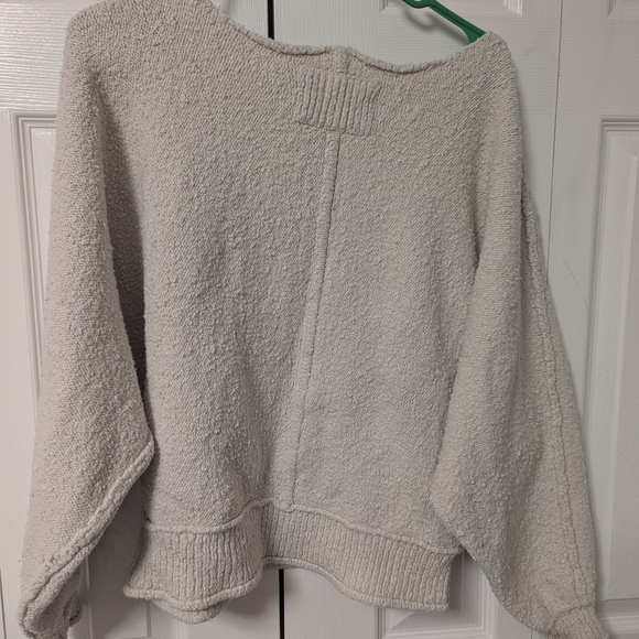 Cozy White Women's Sweater - Picture 3 of 4